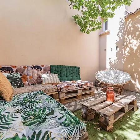 Studio De Charme Climatise Avec Terrasse Ombragee Apartmán Toulon
